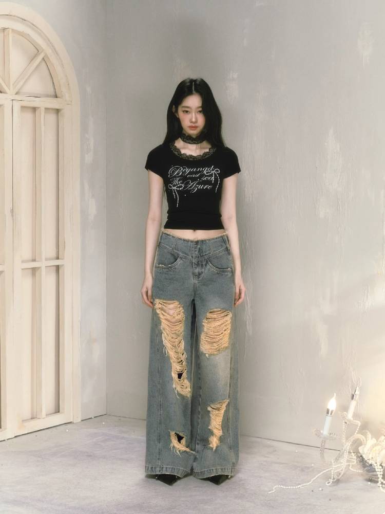 Wide leg high waist jeans