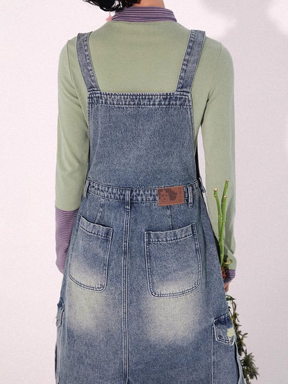 Loose denim suspender skirt