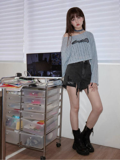 Grey short knit top