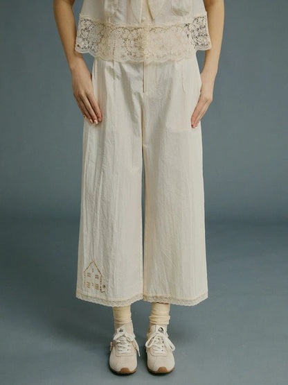 Original embroidery pants