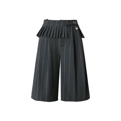 Gray Striped Six-Point Pants