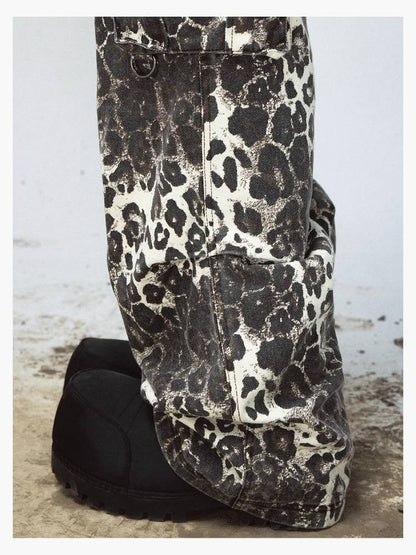 Leopard print multi-pocket casual pants