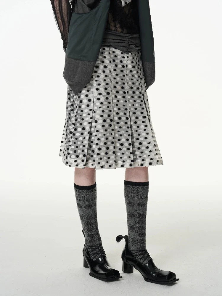 Polka dot pleated skirt