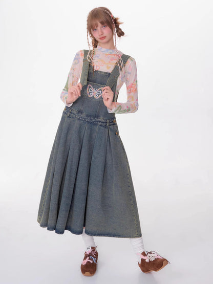 Denim suspender skirt