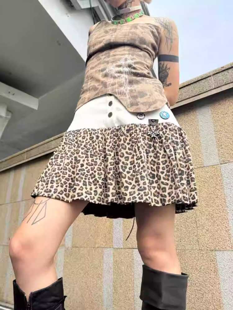 Leopard print low waist short skirt