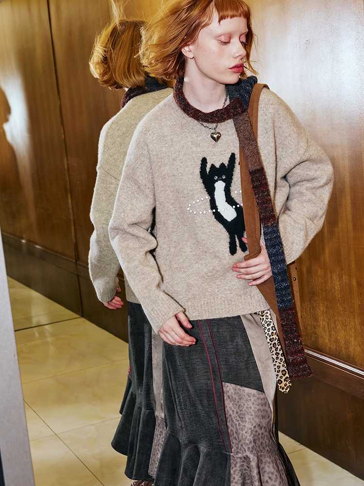 Cat knit sweater