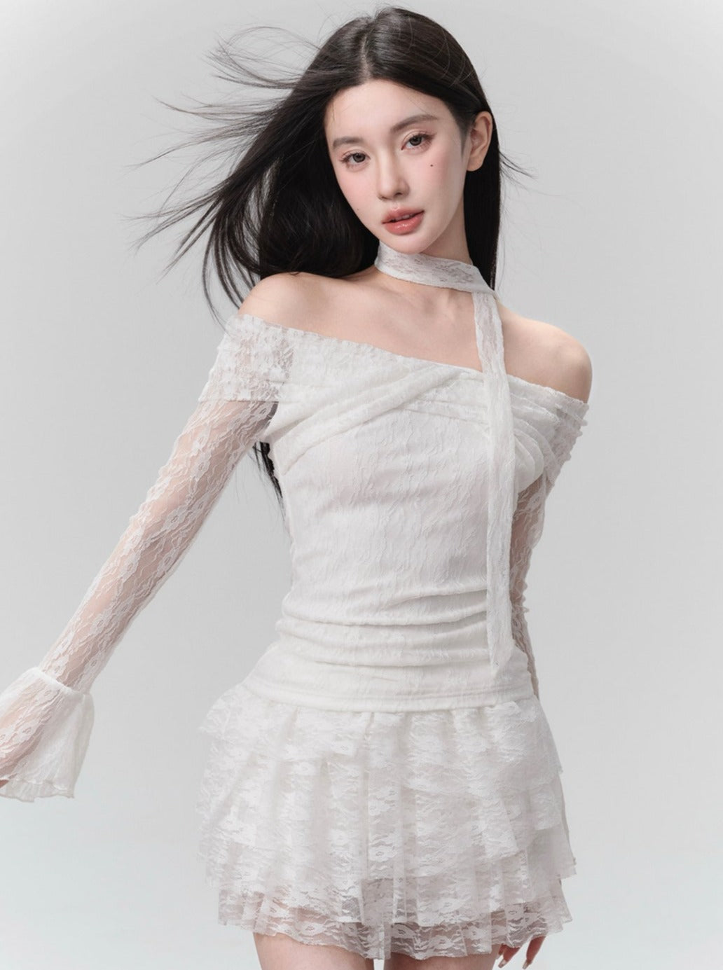 Moonlight lace knitted one-shoulder top set