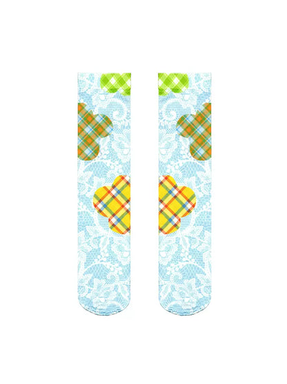 Lace pattern socks