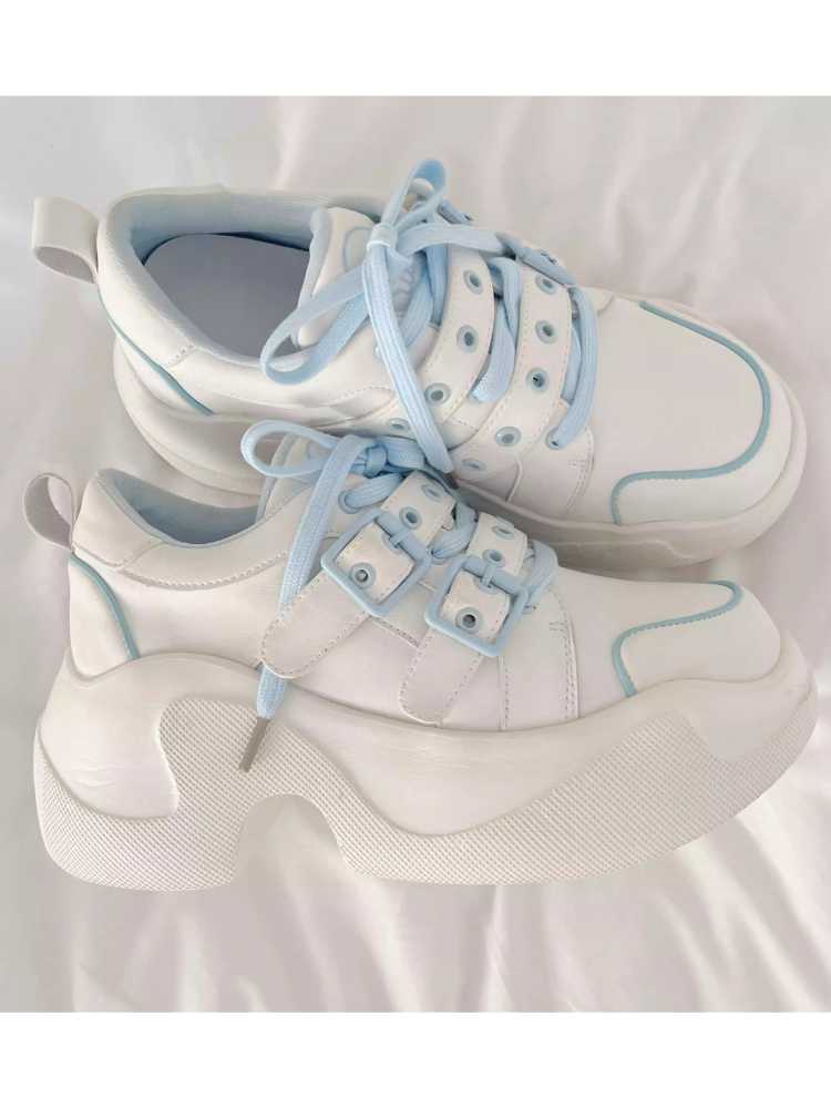 Casual platform sneakers