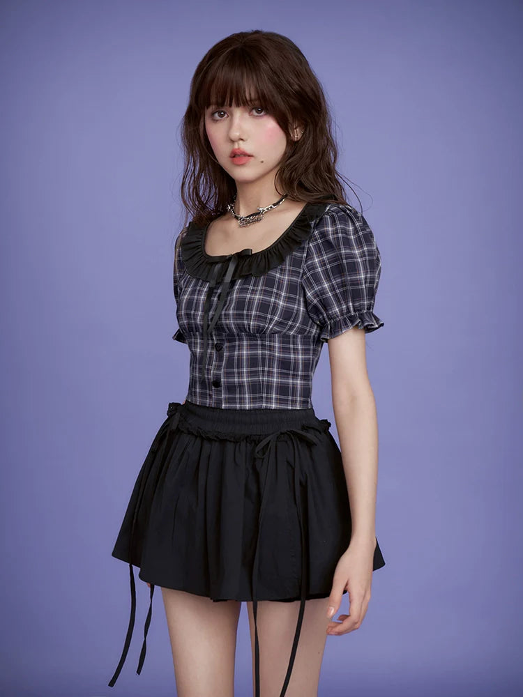 Plaid short puff sleeve shirt