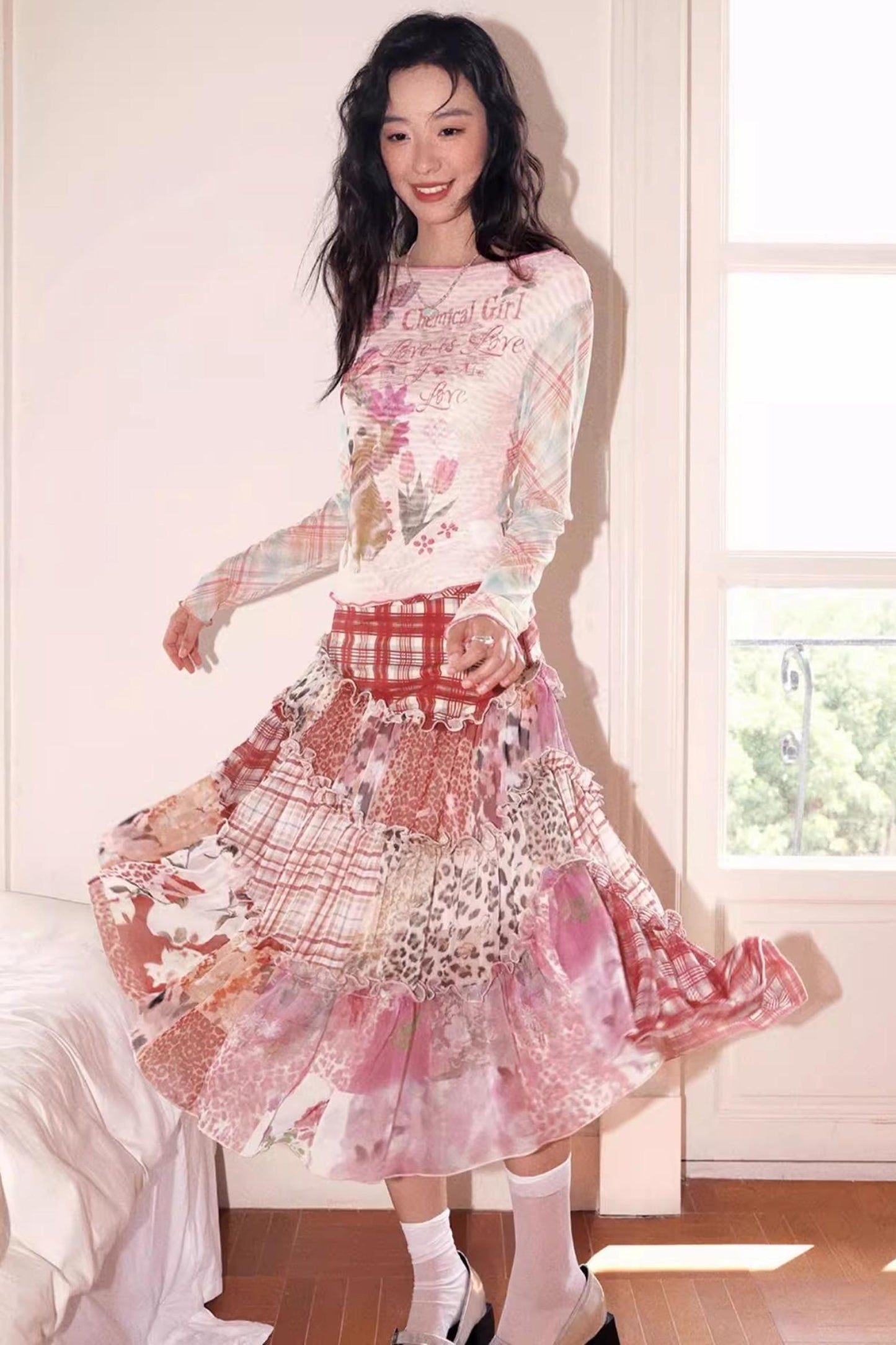 Puppy Pictorial Mesh Top