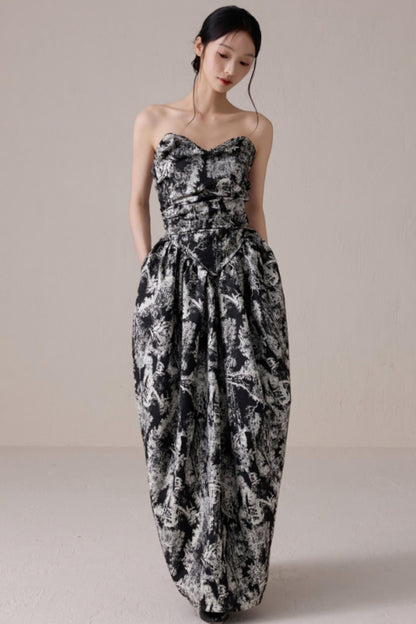 Retro Chic Strapless Dress