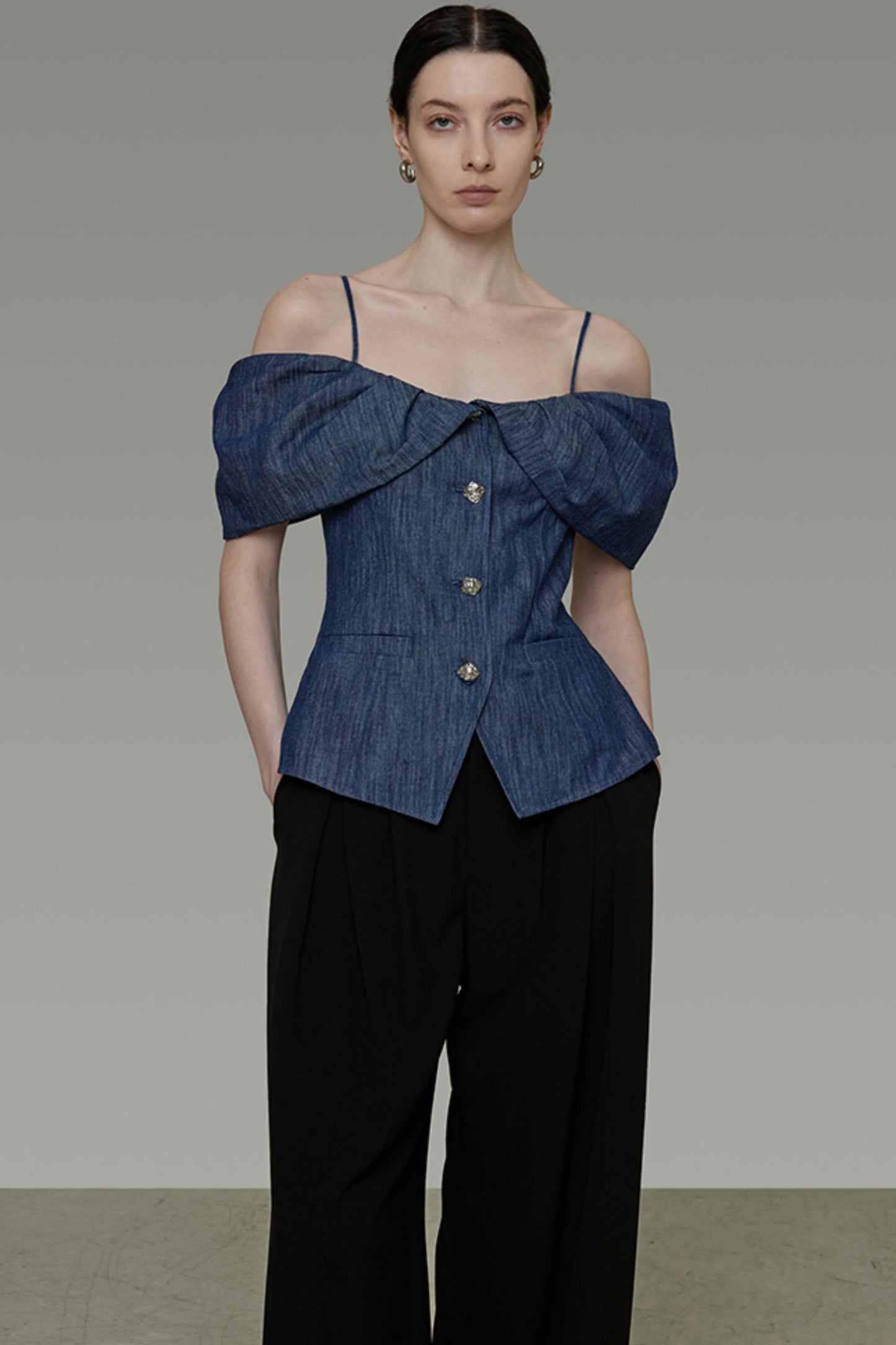 One-Shoulder Bubble Sleeve Top