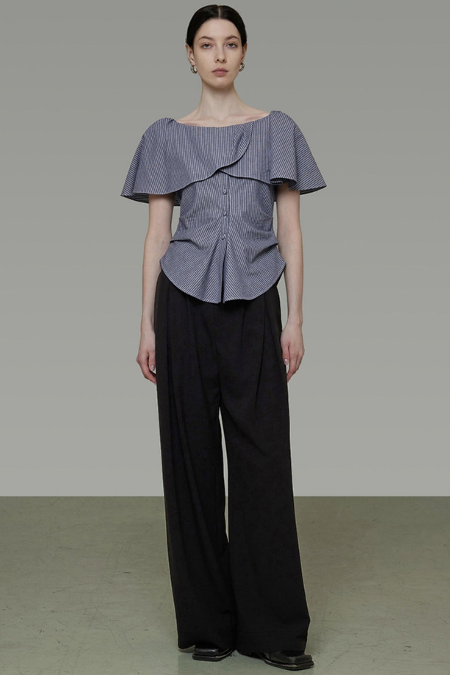 Chic One-Shoulder Lace Stripe Blouse