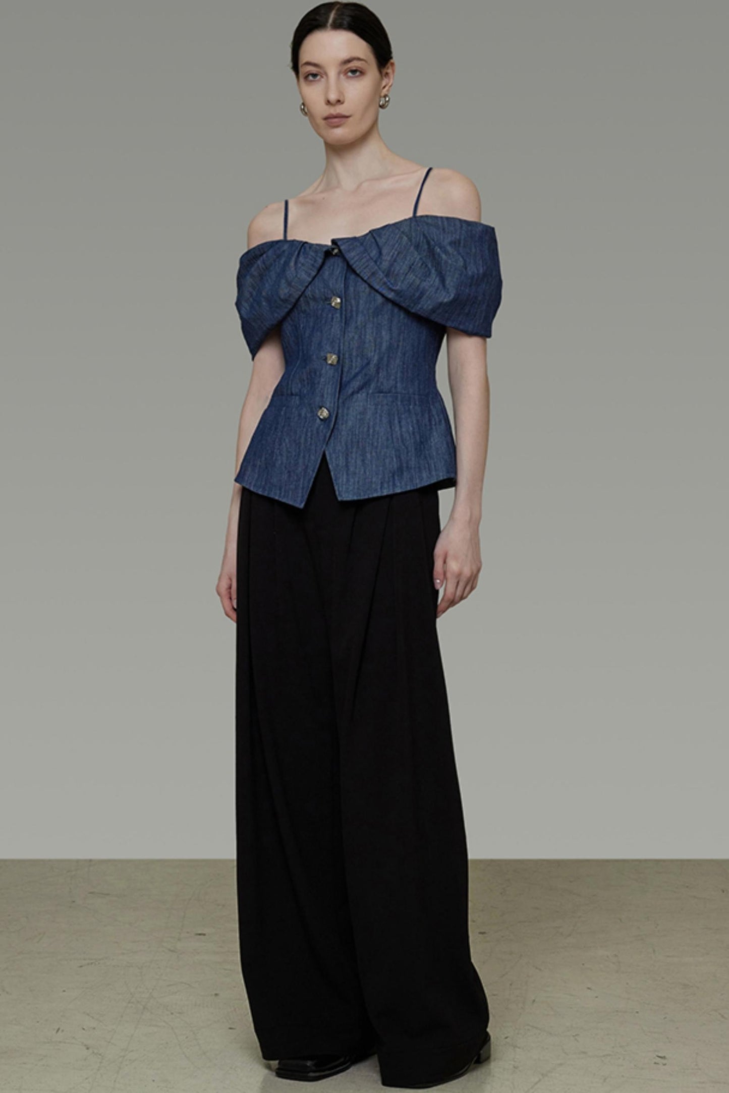 One-Shoulder Bubble Sleeve Top