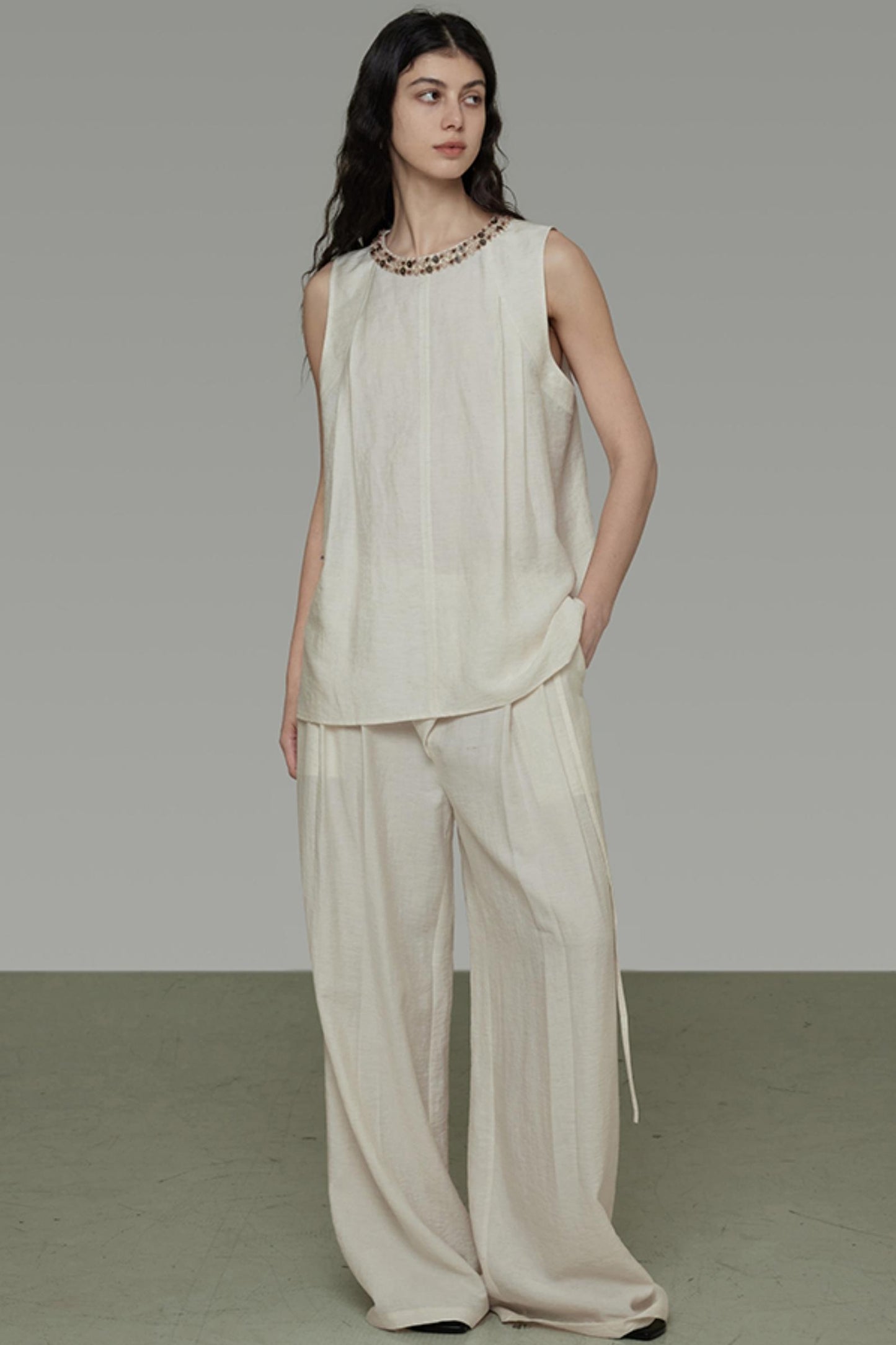 Simple Union Collar Vest