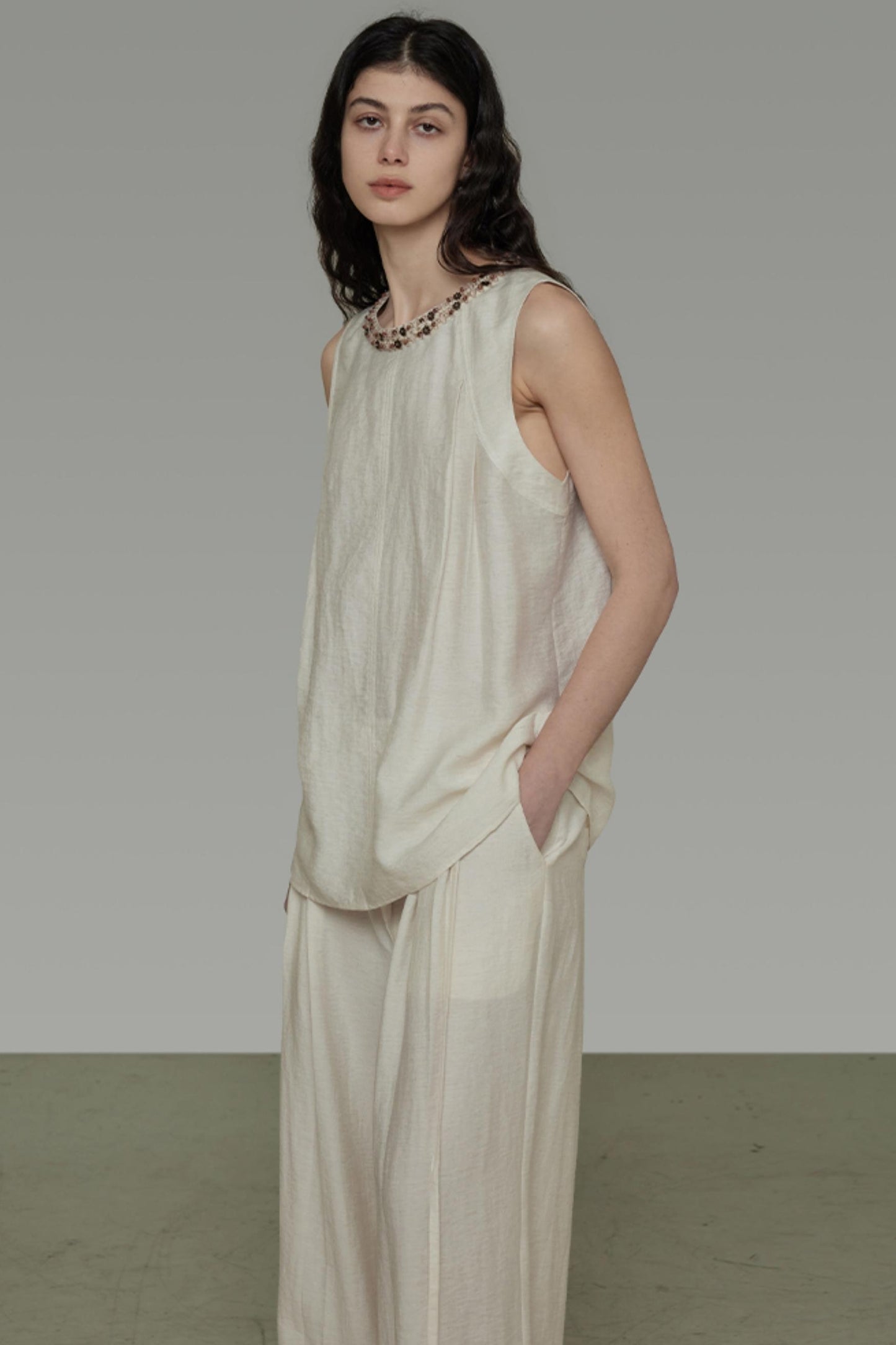 Simple Union Collar Vest