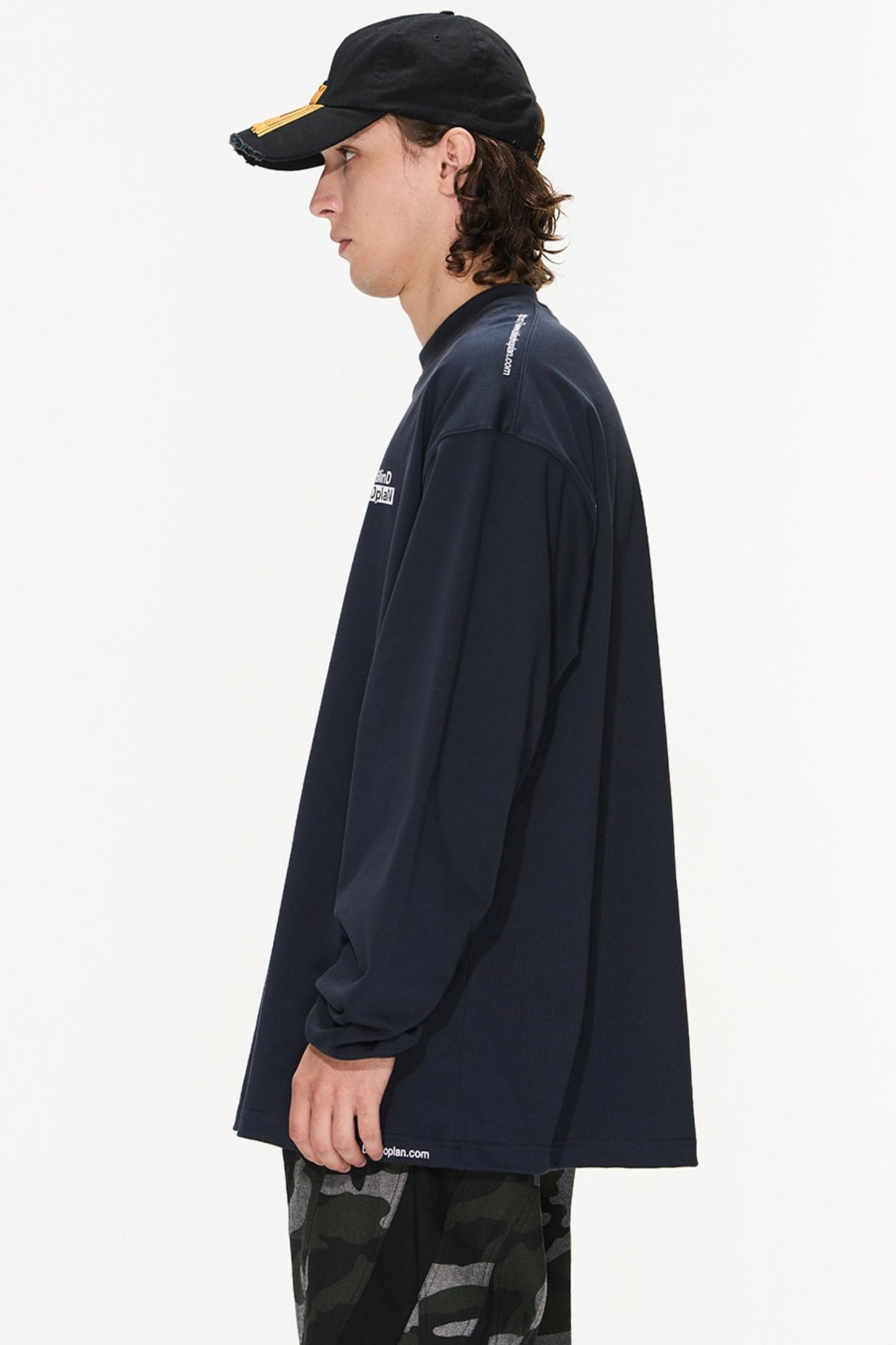 Base Logo Loose T-Shirt