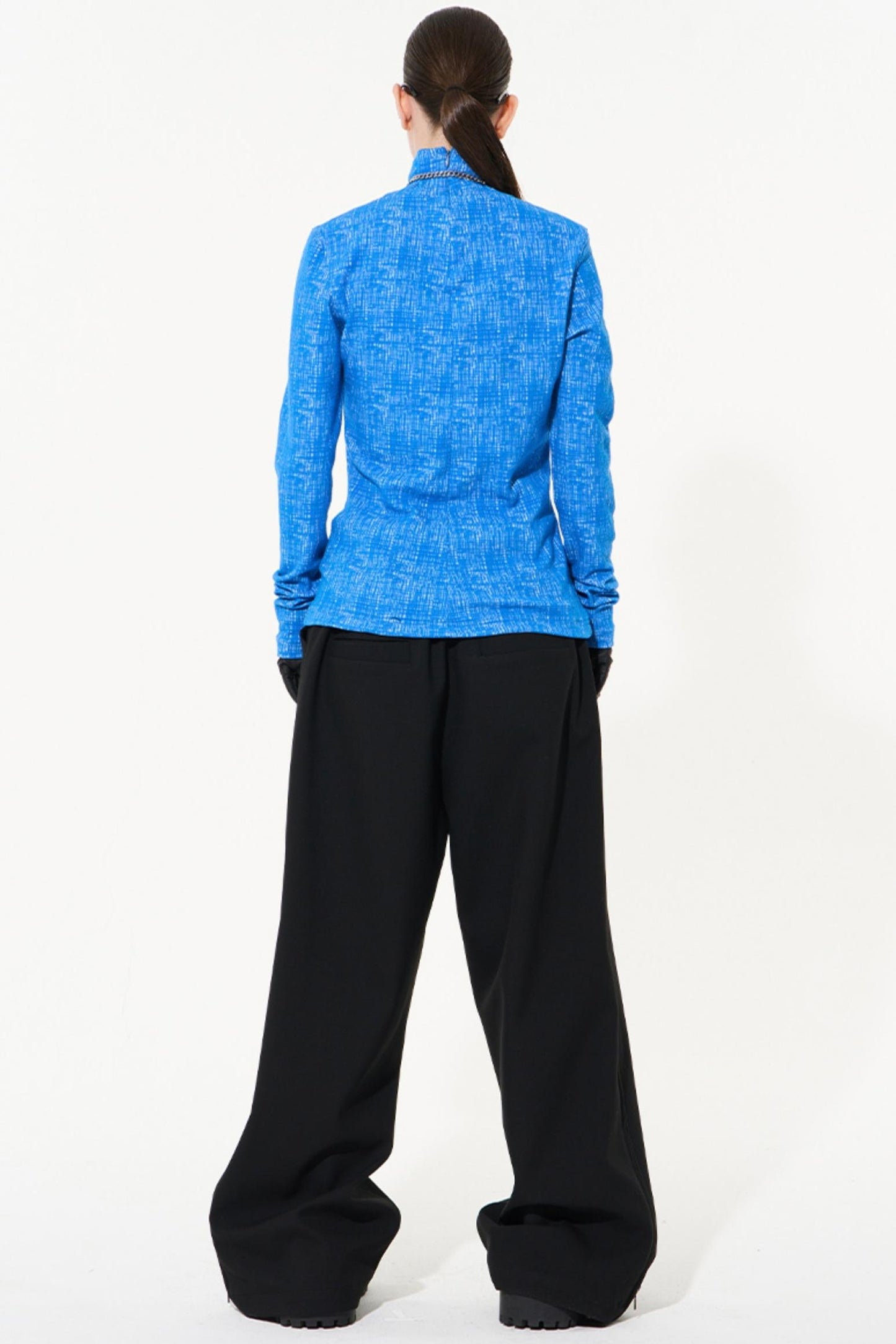 Minimalist Stand Collar Tee