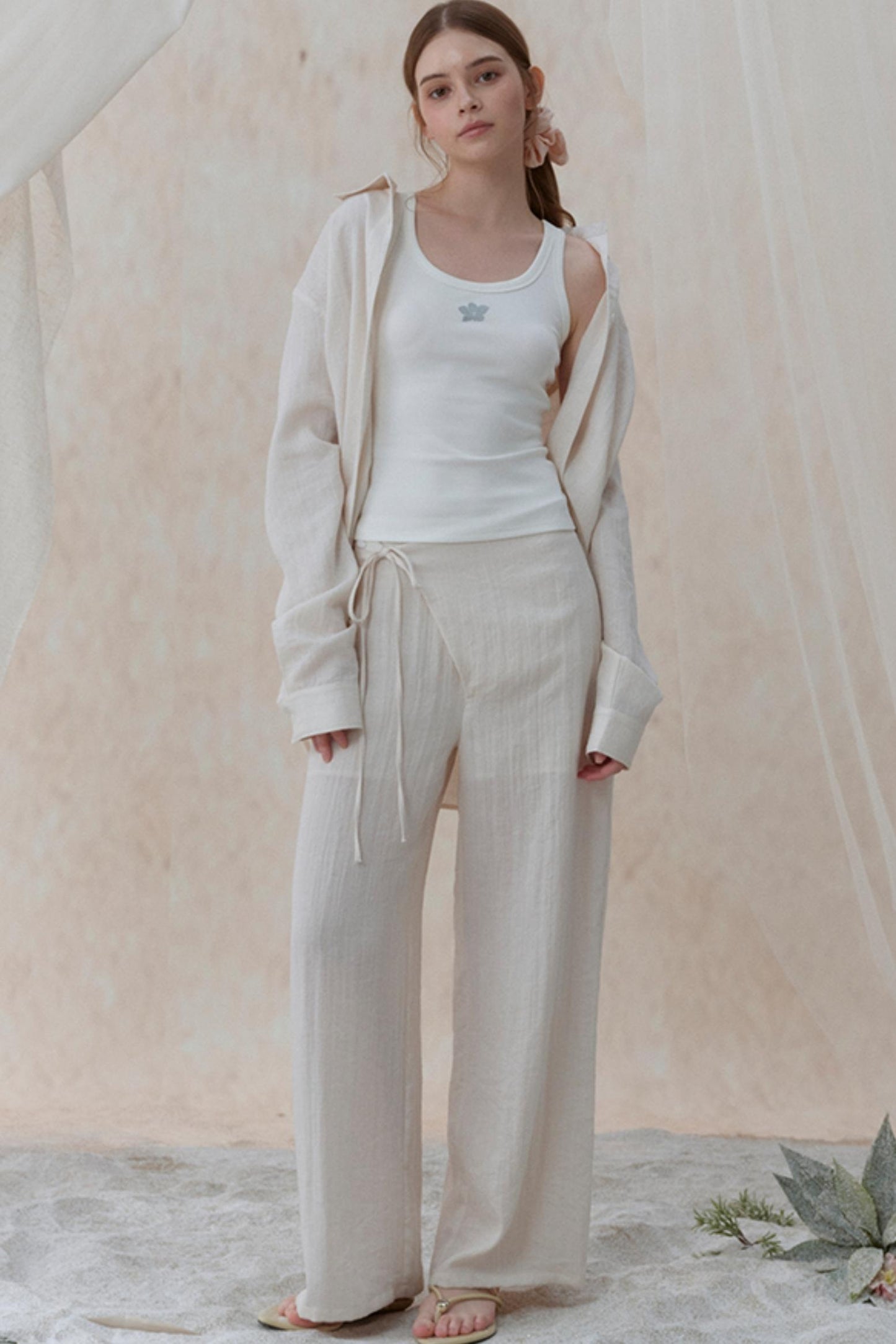 Pleatless Lapel Wide-Leg Trousers