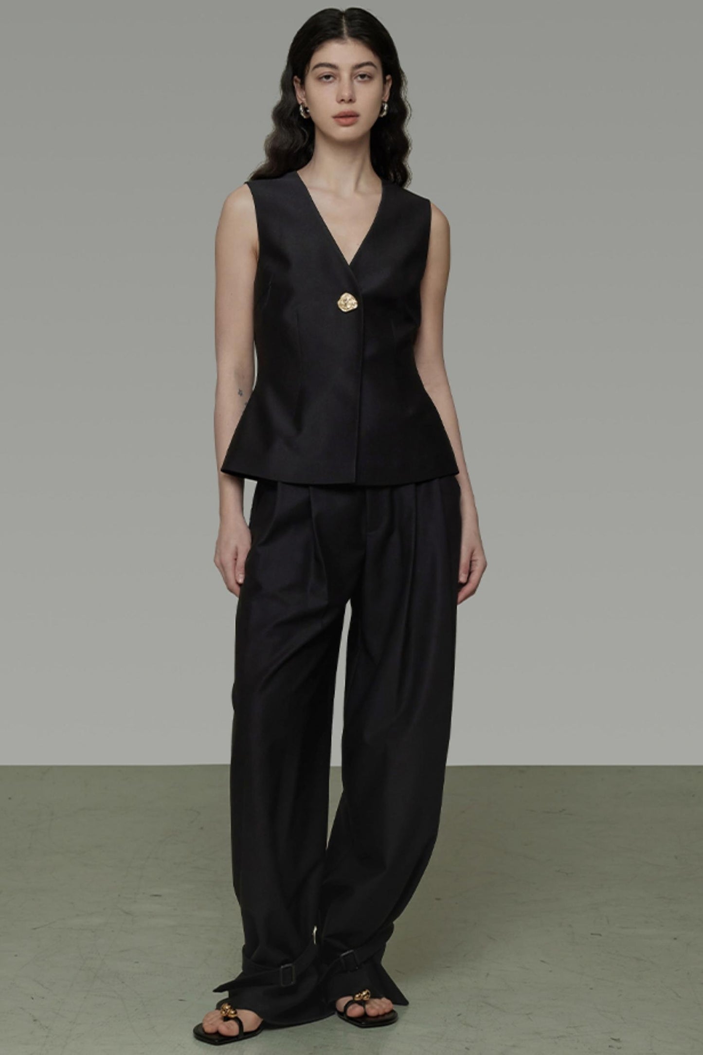 Black Slim Fit V-Neck Summer Vest