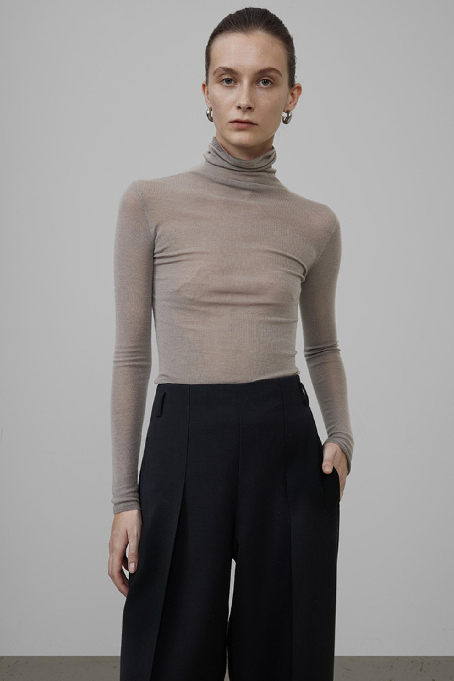 High Neck Slim Knit Sweater