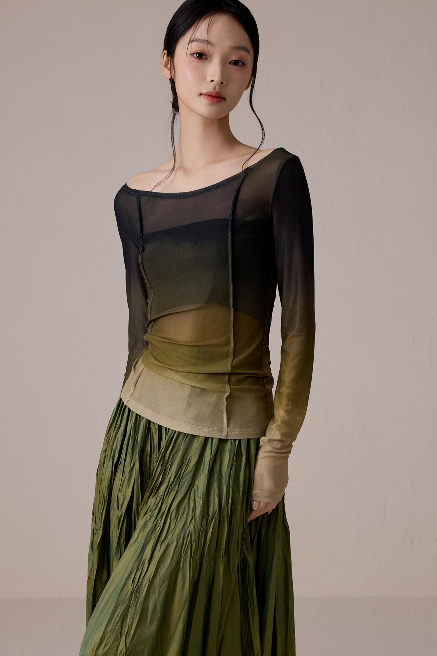 Slim Fit Gradient Mesh Tee