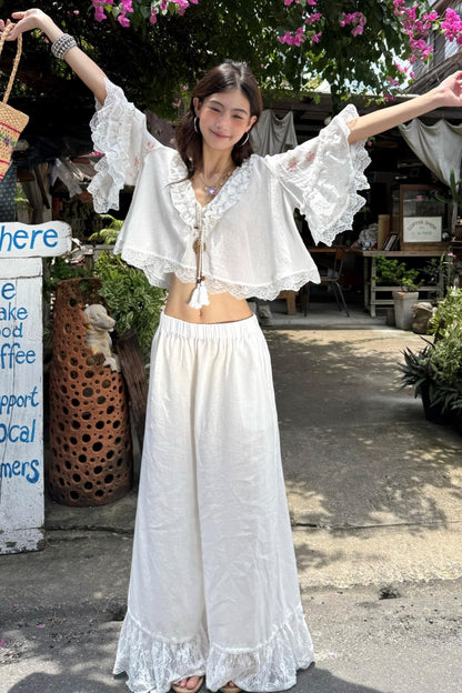 Floral Lace Resort Set-Up