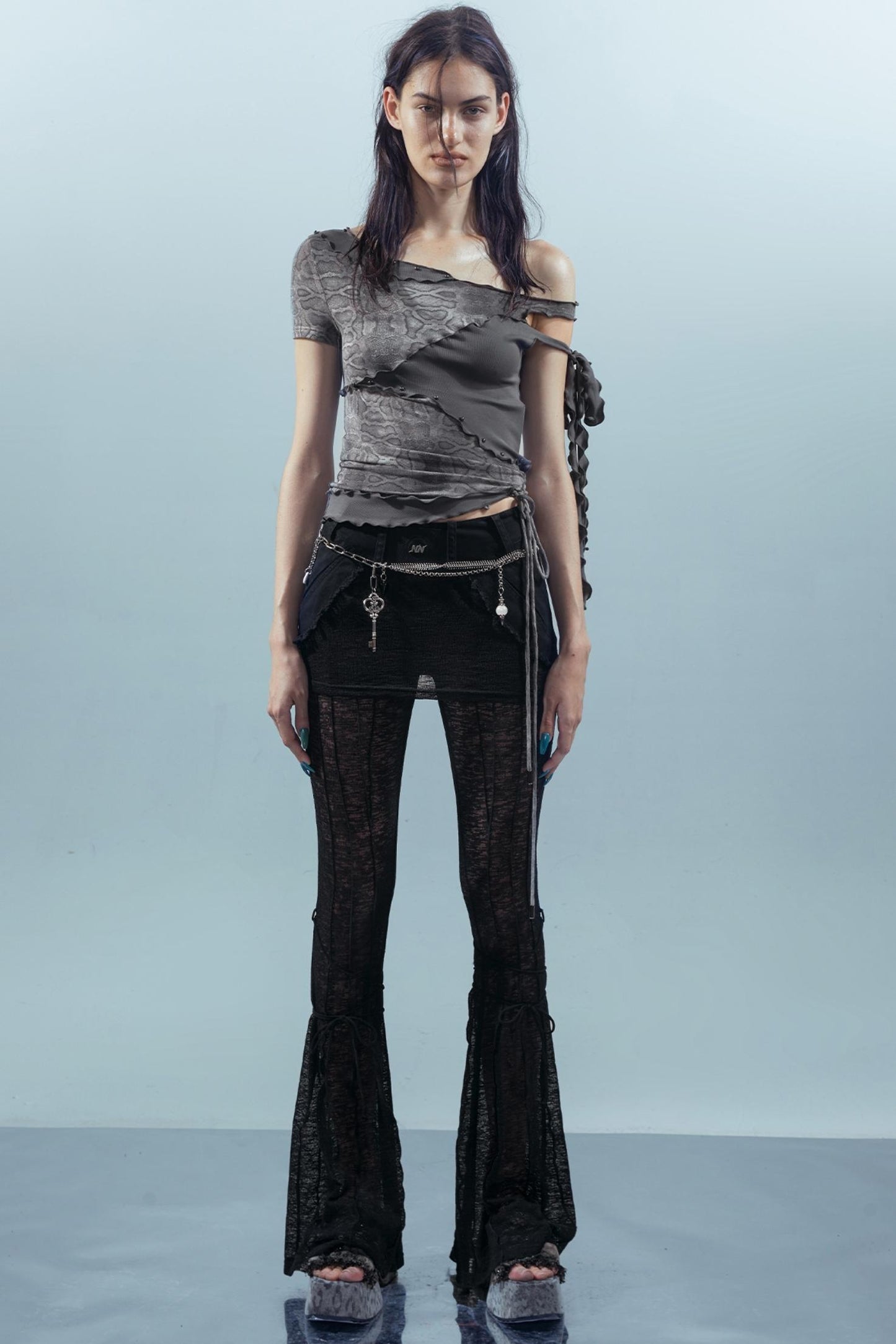 Spliced Rivet Short Sleeve Tee