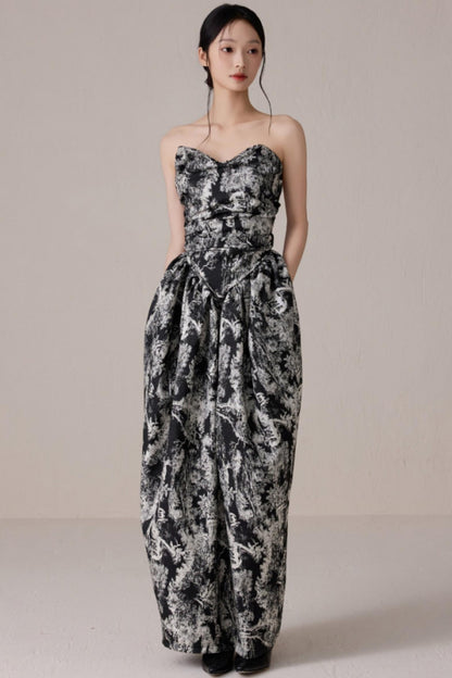 Retro Chic Strapless Dress