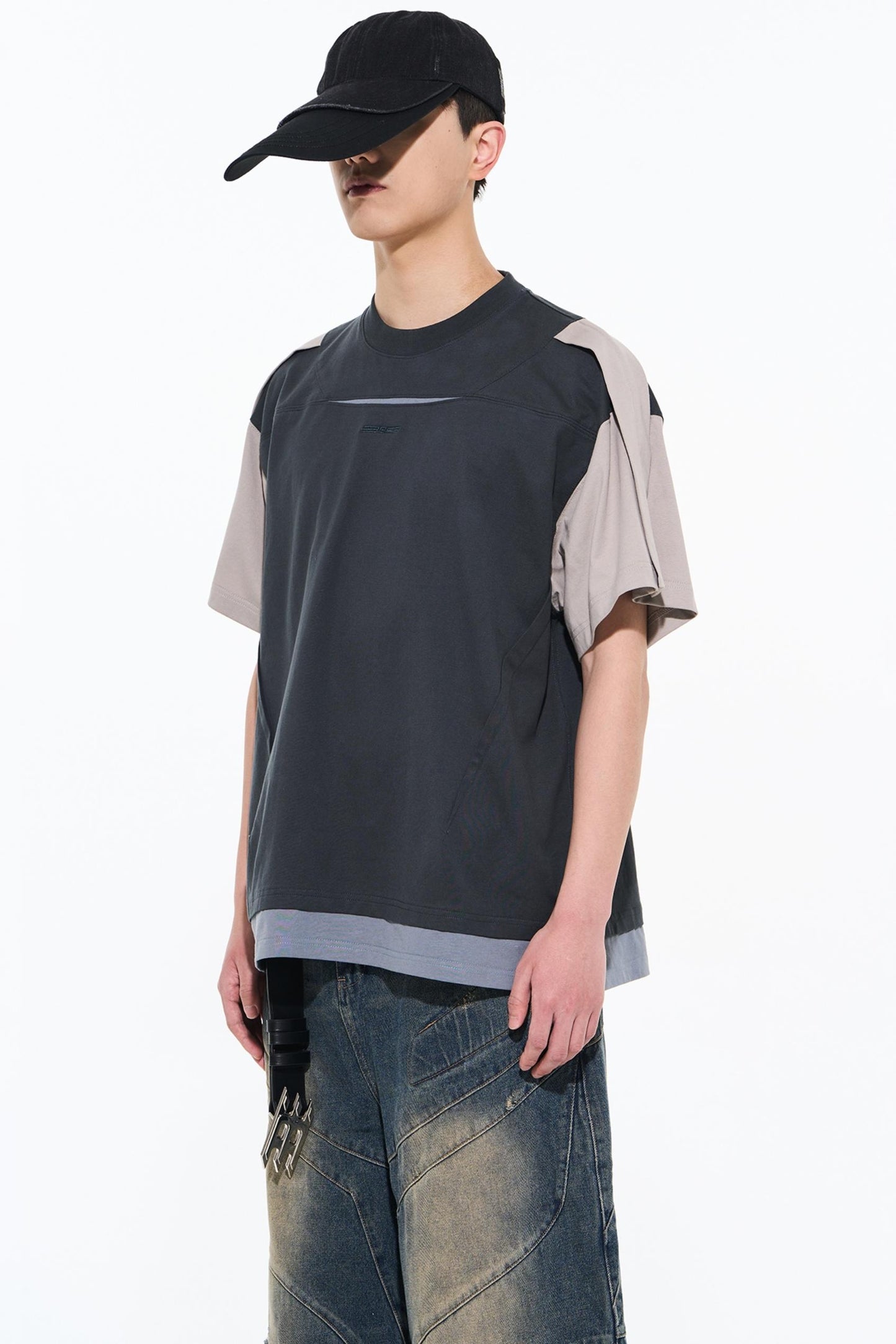 Contrasting Stitching T-Shirt