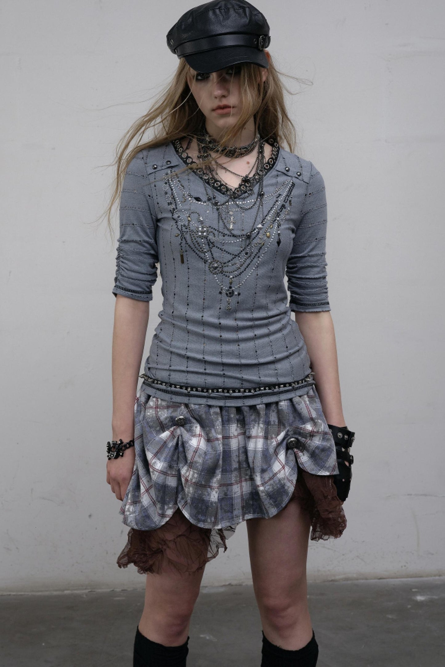 Retro V-Neck Tee Set-Up