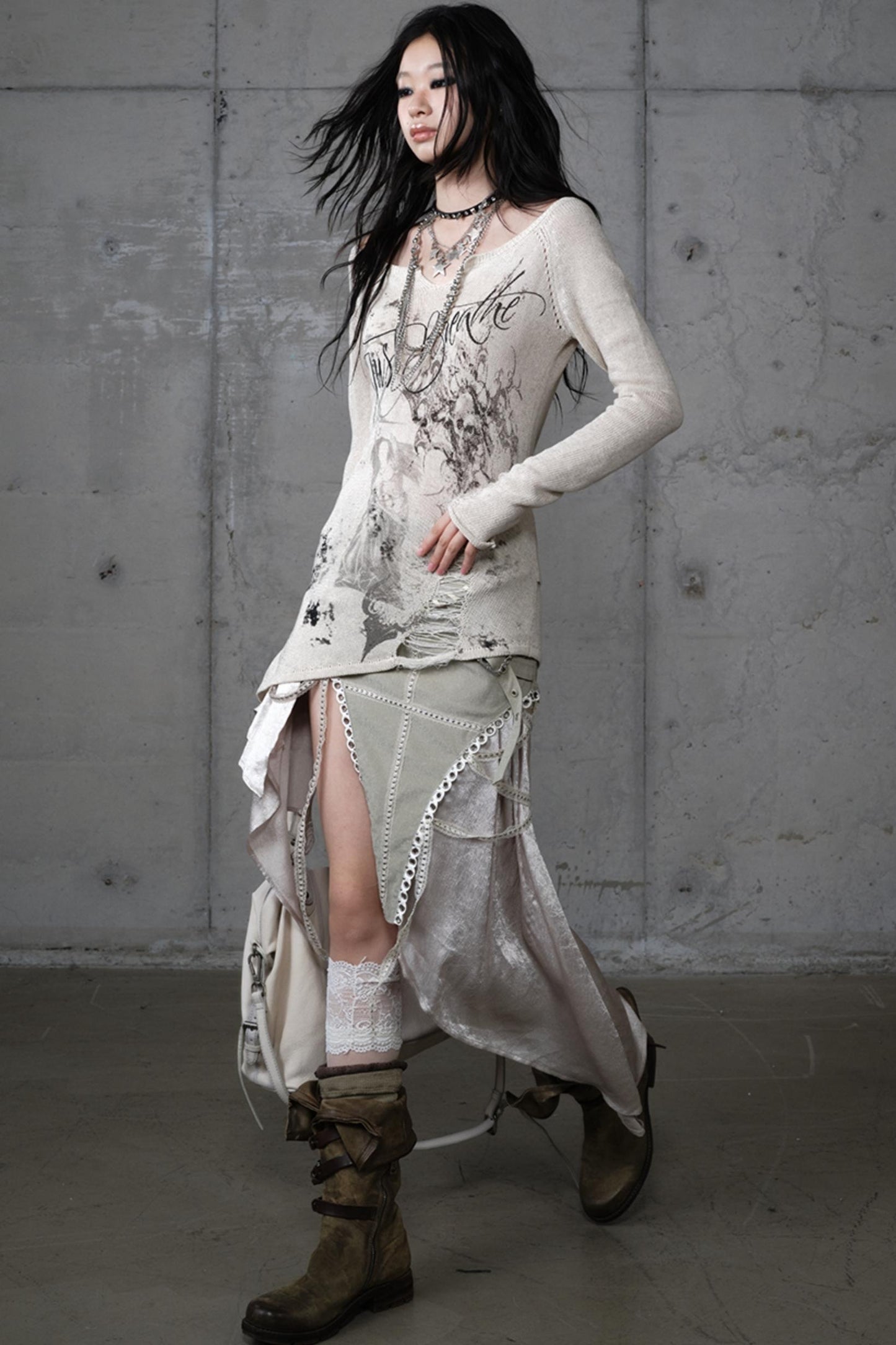 Irregular Leaky Leg Skirt