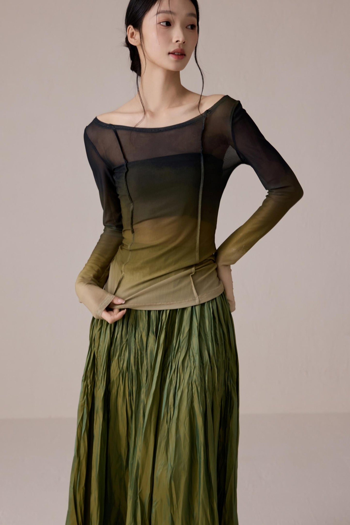 Slim Fit Gradient Mesh Tee