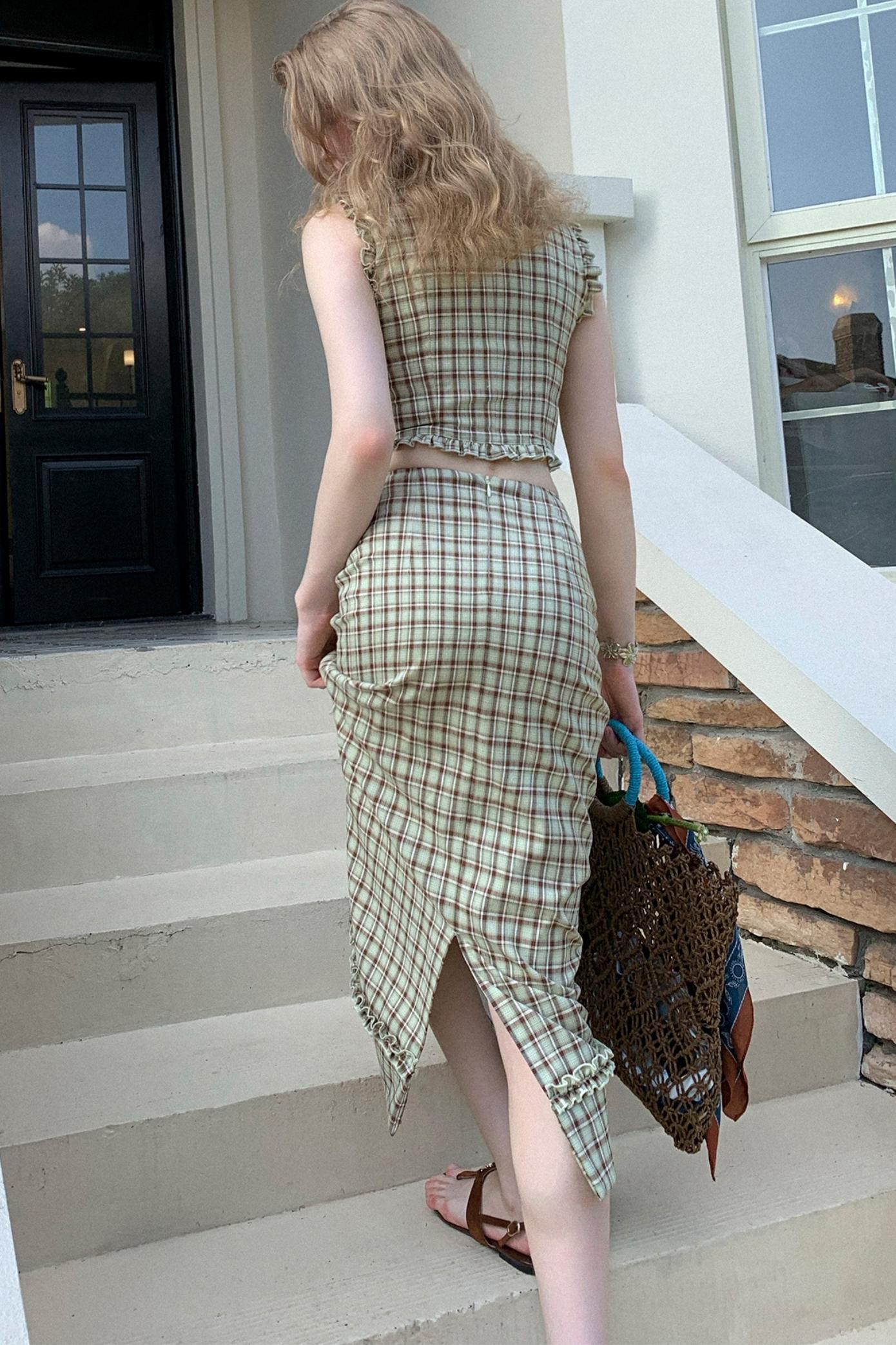 Checked Lace Top & Skirt Set-Up