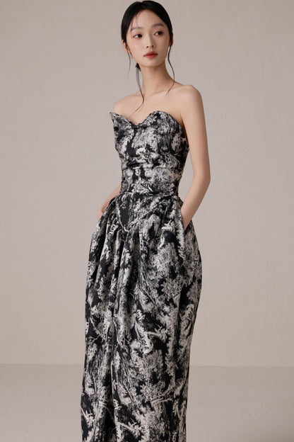 Retro Chic Strapless Dress