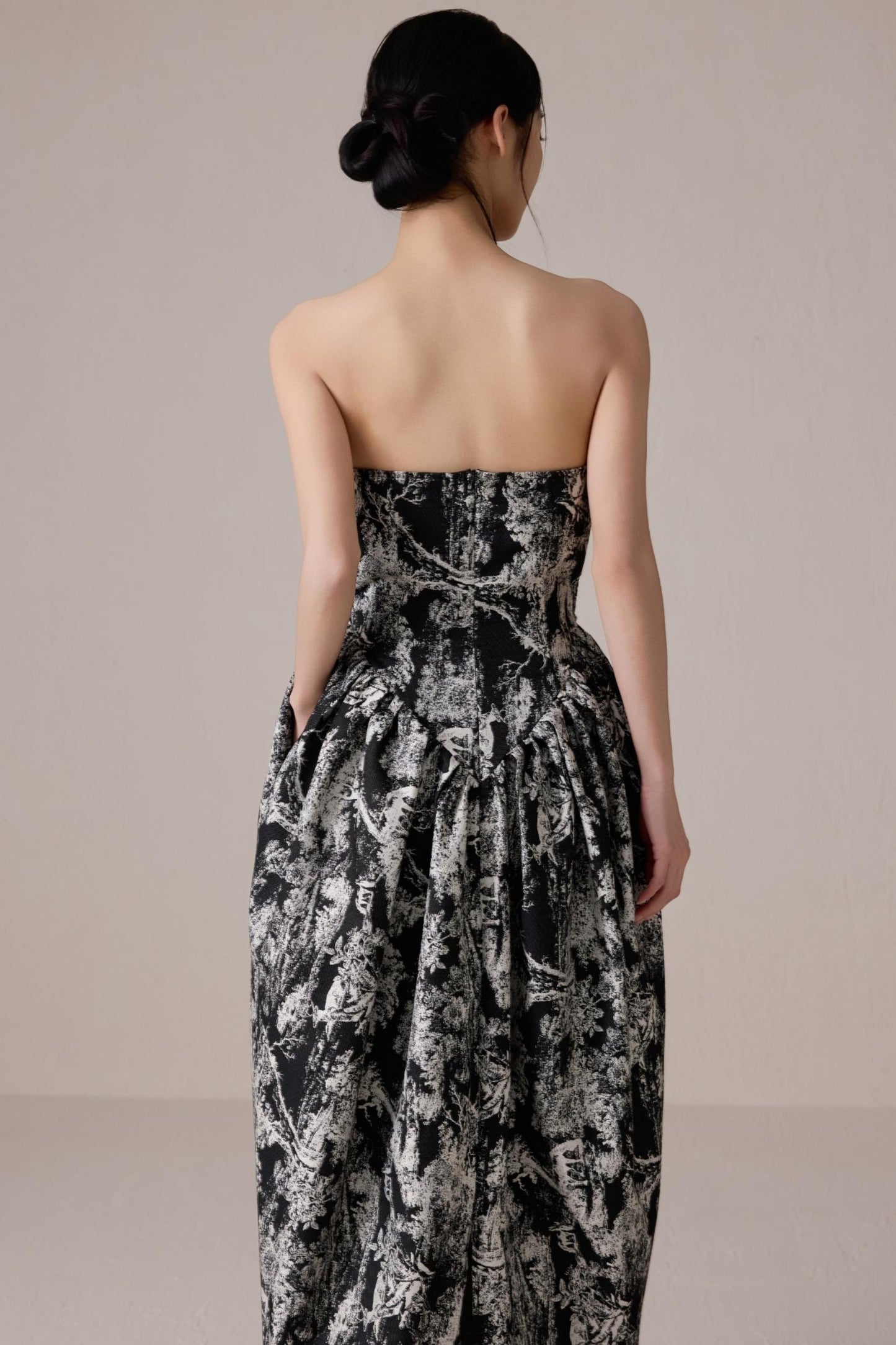 Retro Chic Strapless Dress