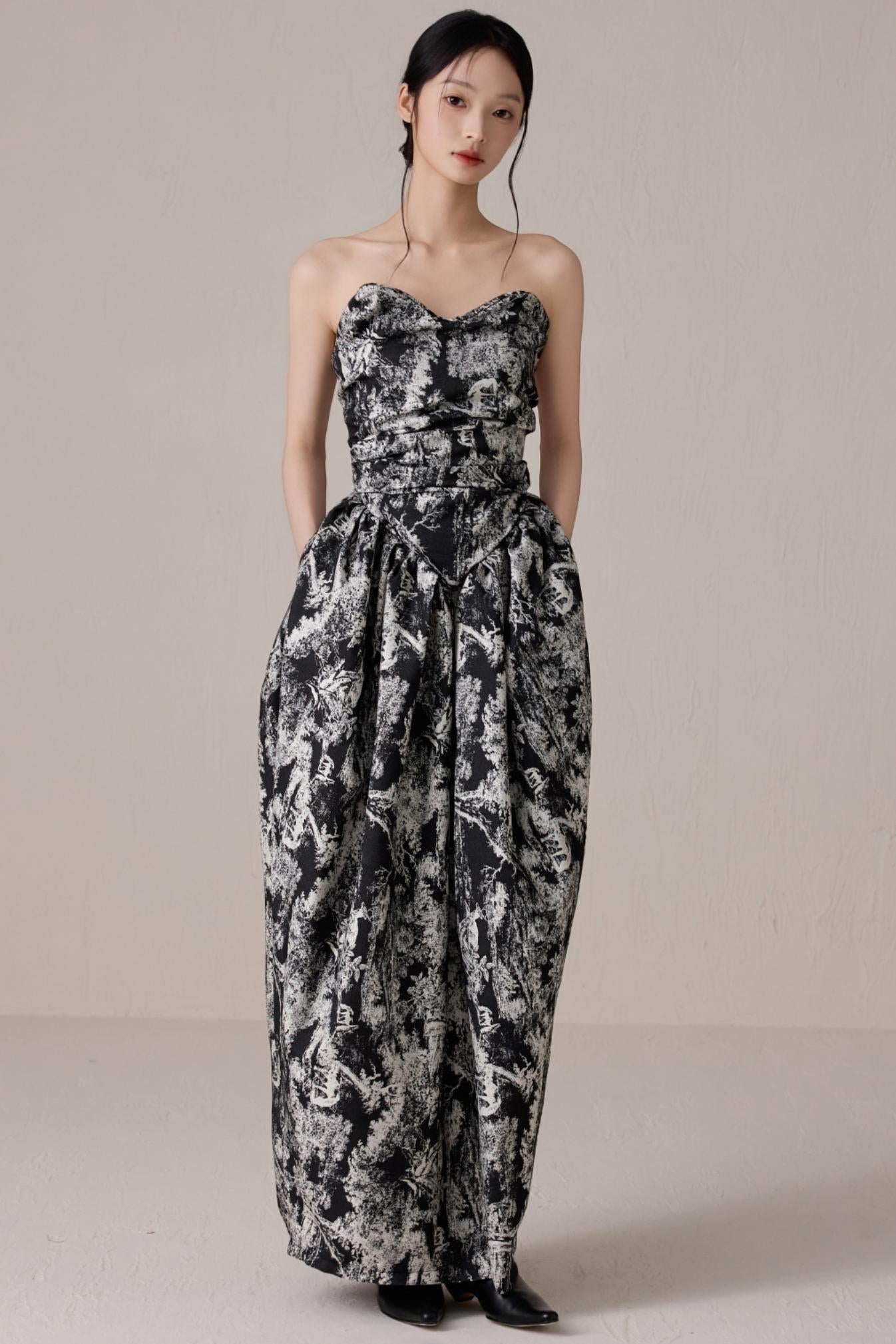 Retro Chic Strapless Dress