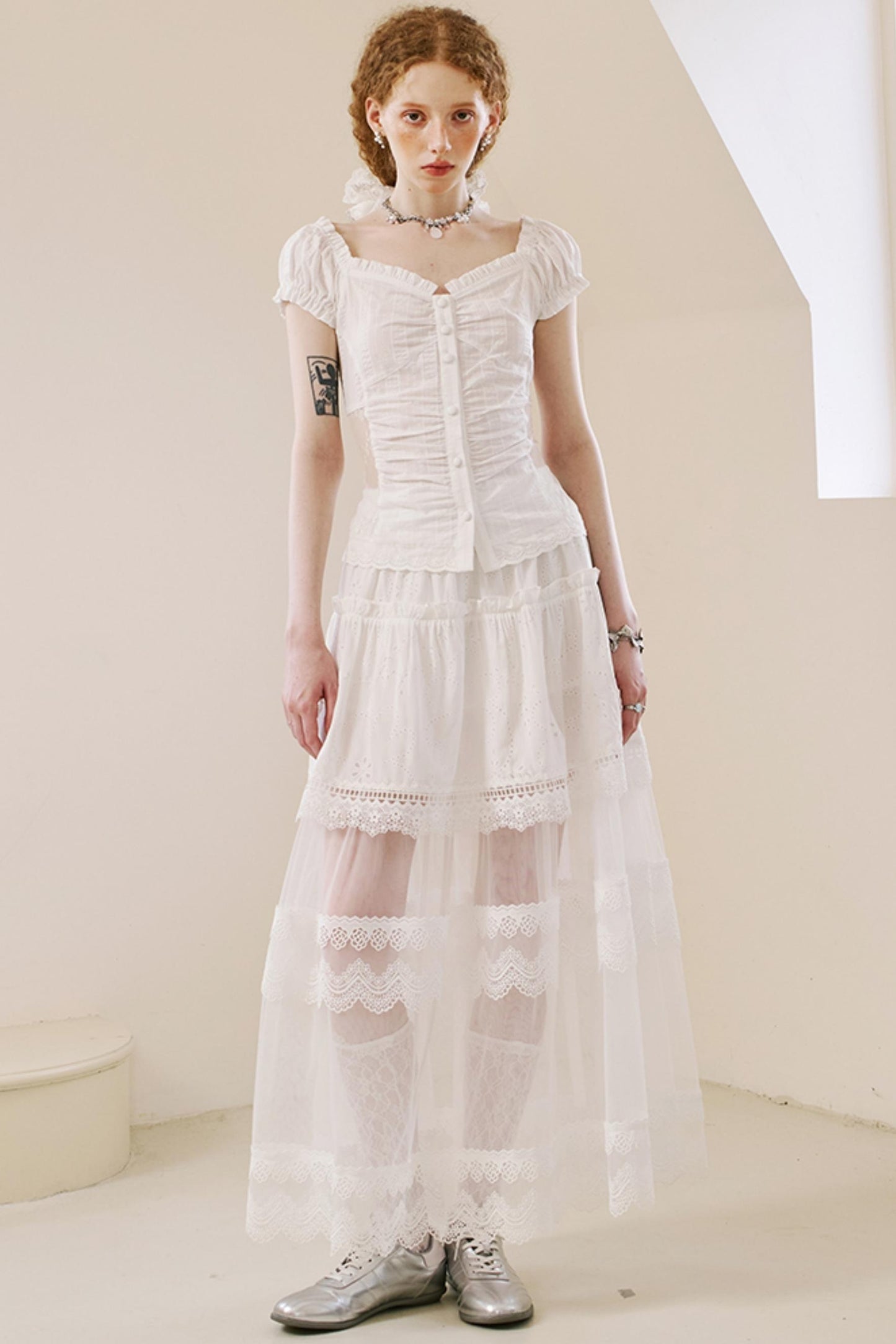 Vintage Lace Slim Fit Top