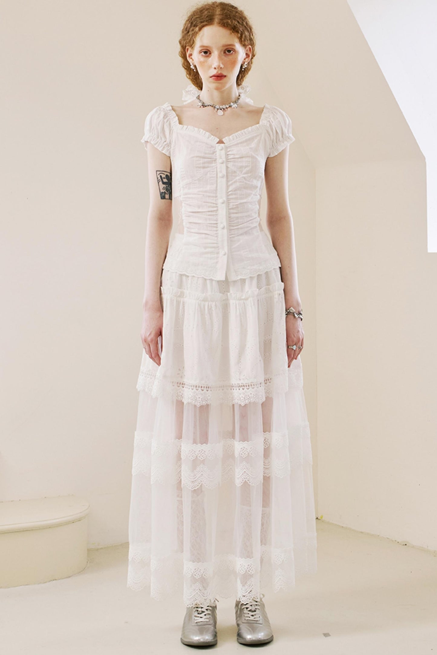 Vintage Lace Slim Fit Top