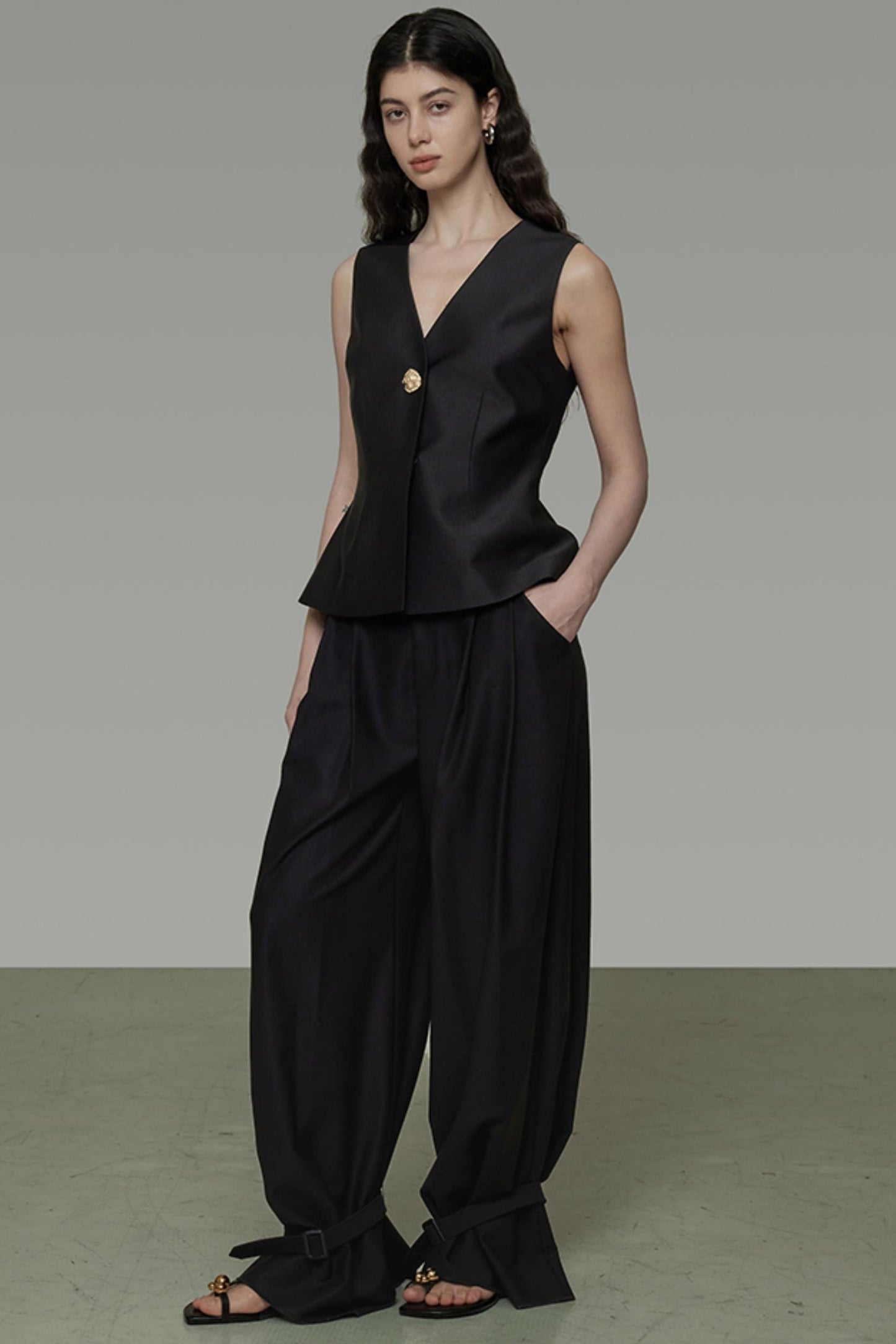 Black Slim Fit V-Neck Summer Vest