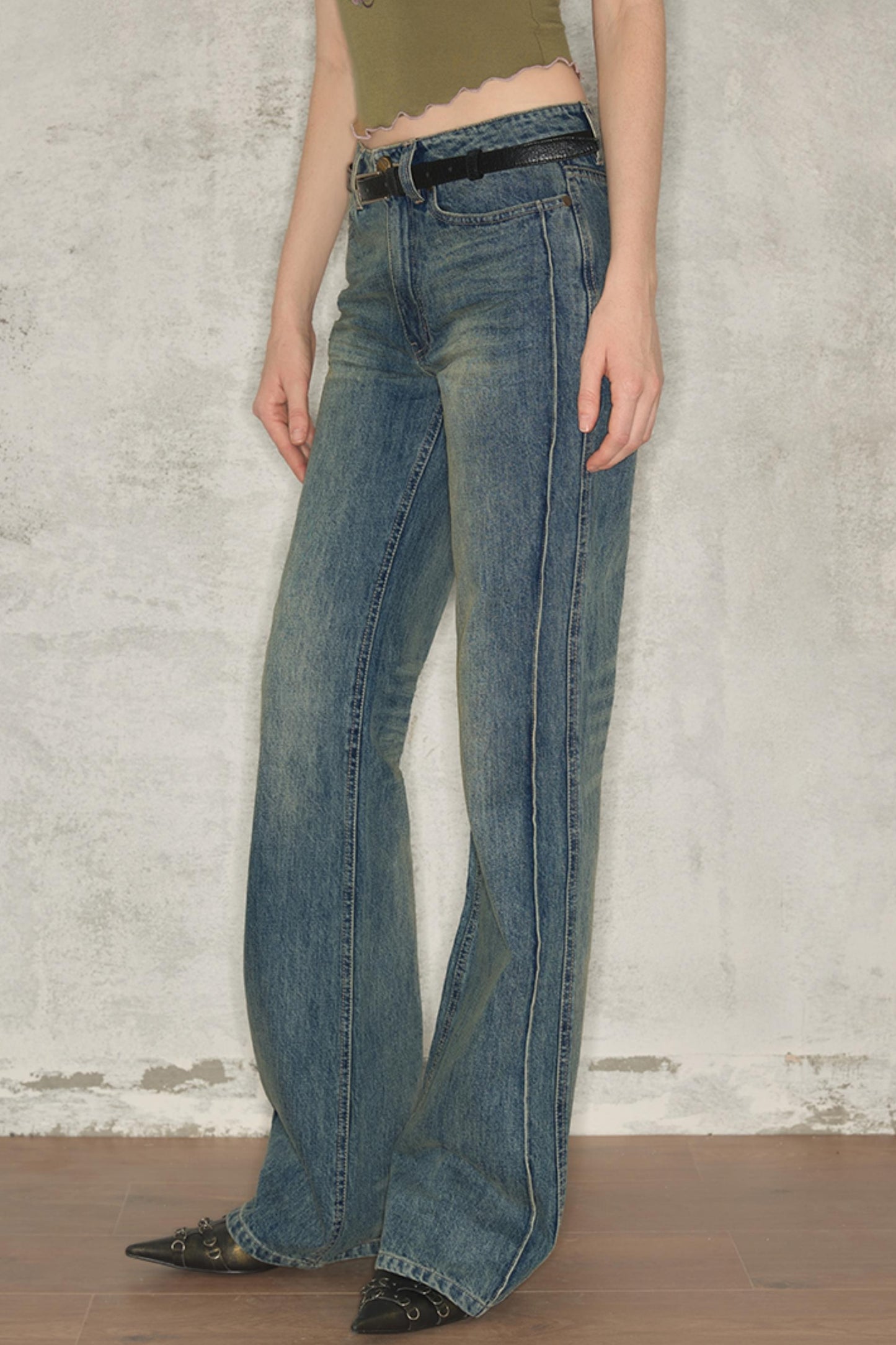 Summer Vintage Straight-Leg Jeans
