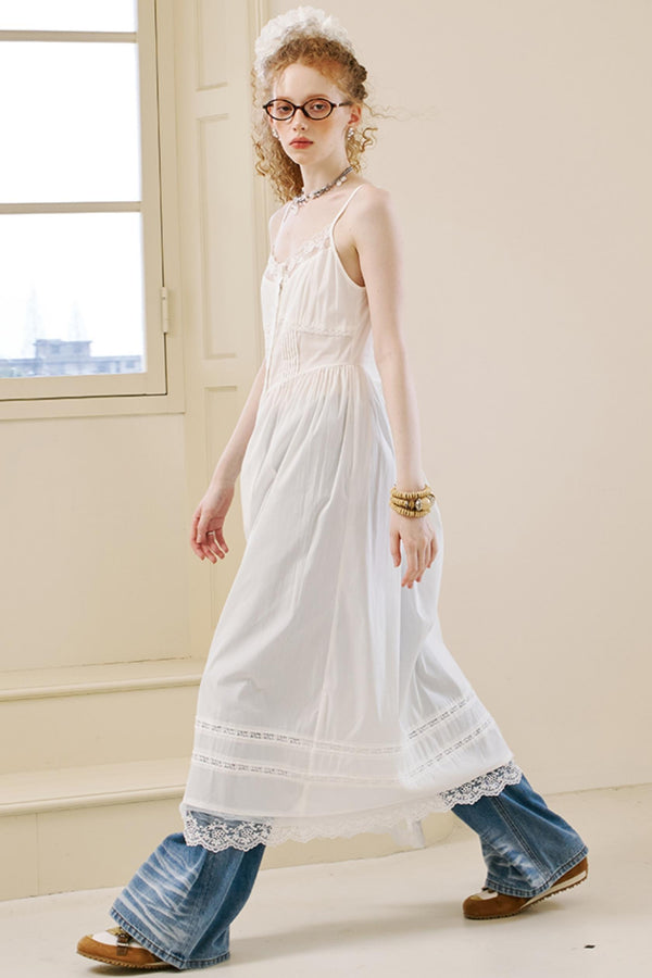 Chic Lace Halter Maxi Dress