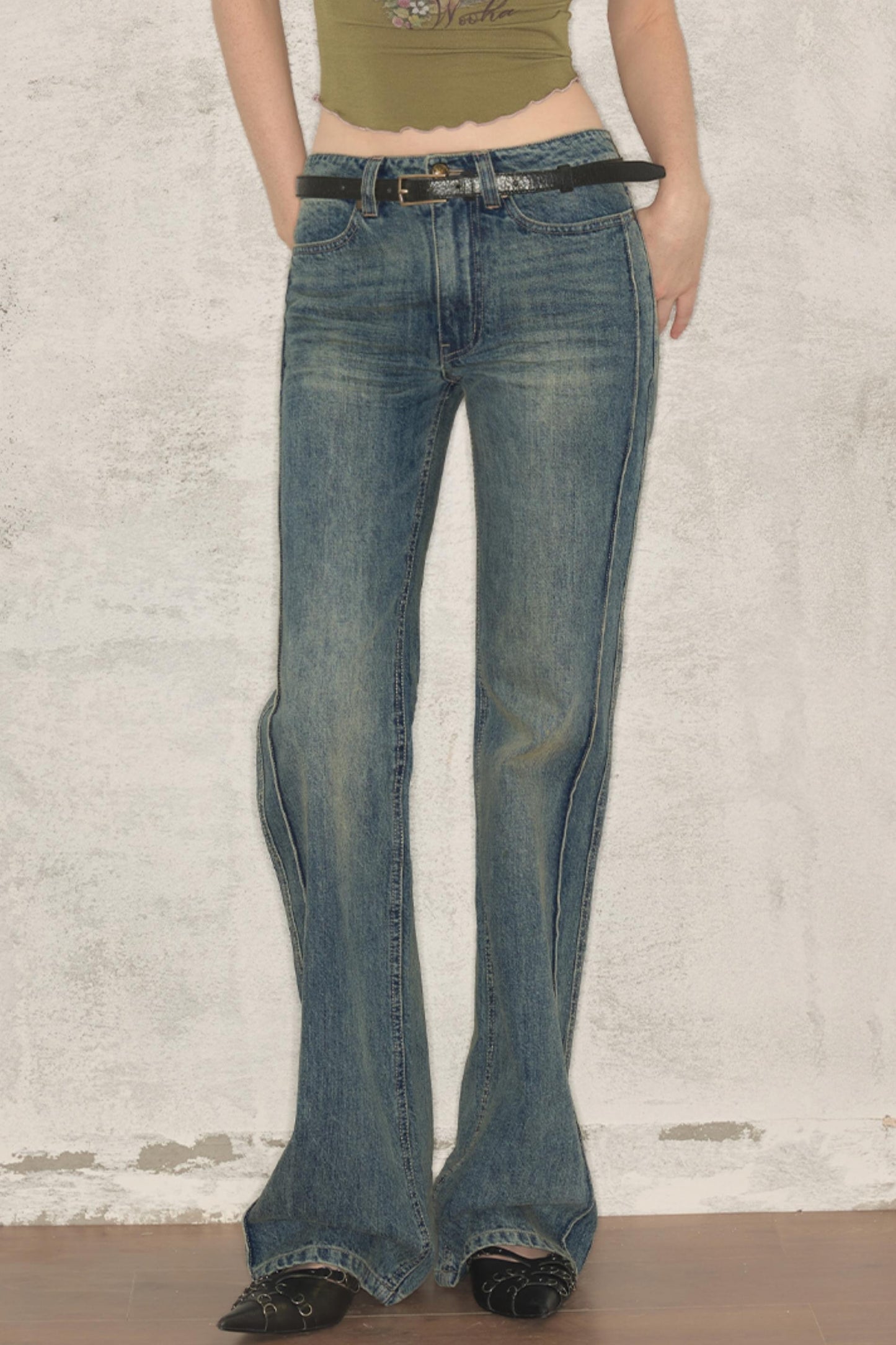 Summer Vintage Straight-Leg Jeans