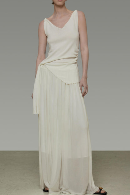 Flowing Pleated Skirt