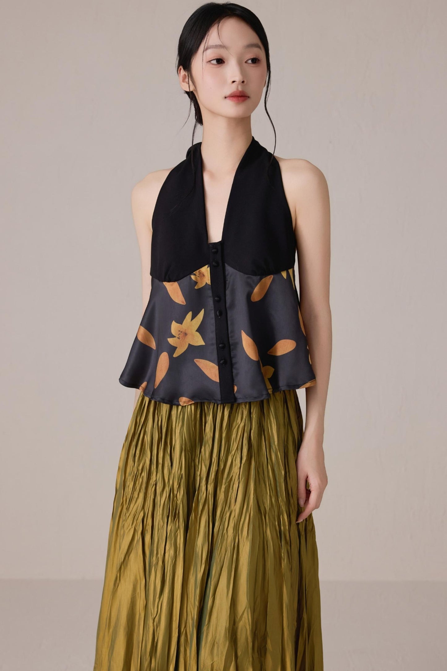 Moonlight Colorblock Backless Neck Vest