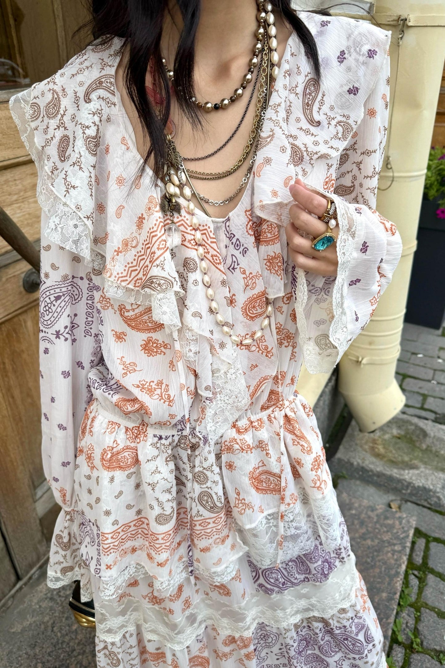 Cashew Flower Vintage Lace Dress Set-Up