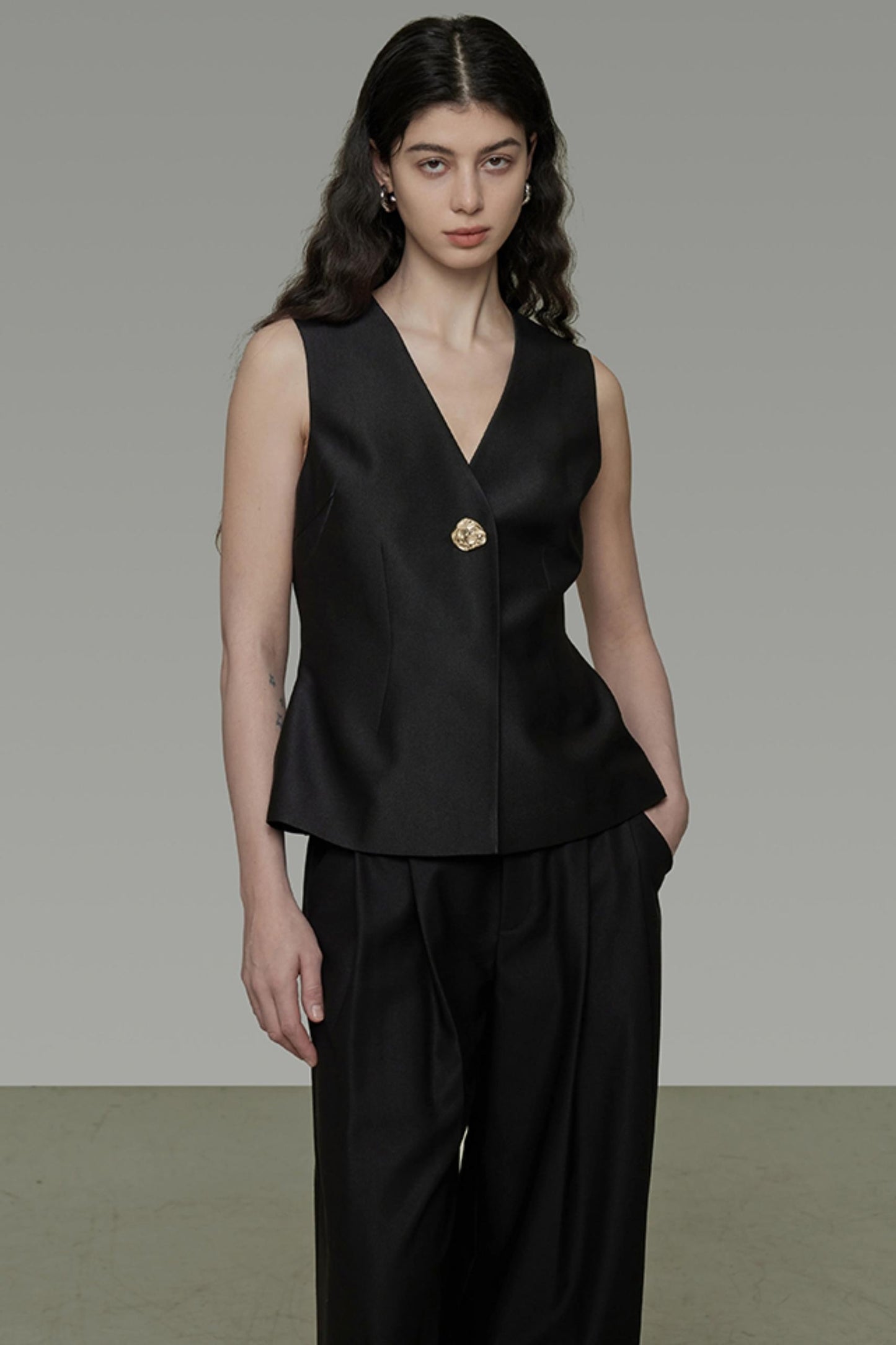 Black Slim Fit V-Neck Summer Vest