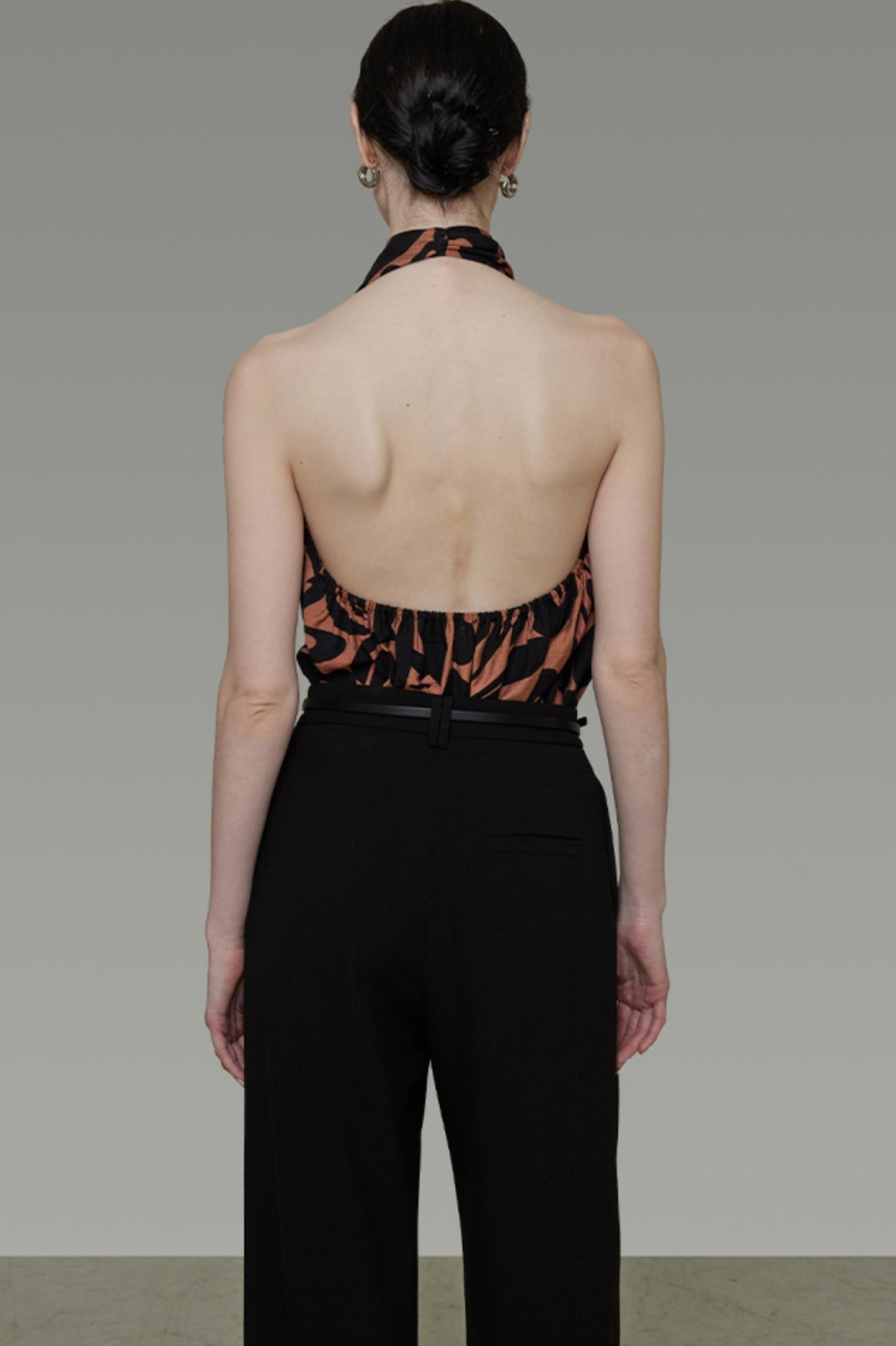 Swing Neck Strapless Summer Top