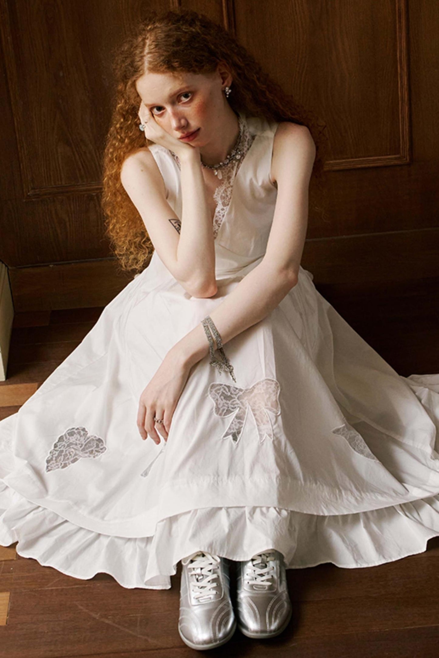 Elegant Lace V-Neck Dress